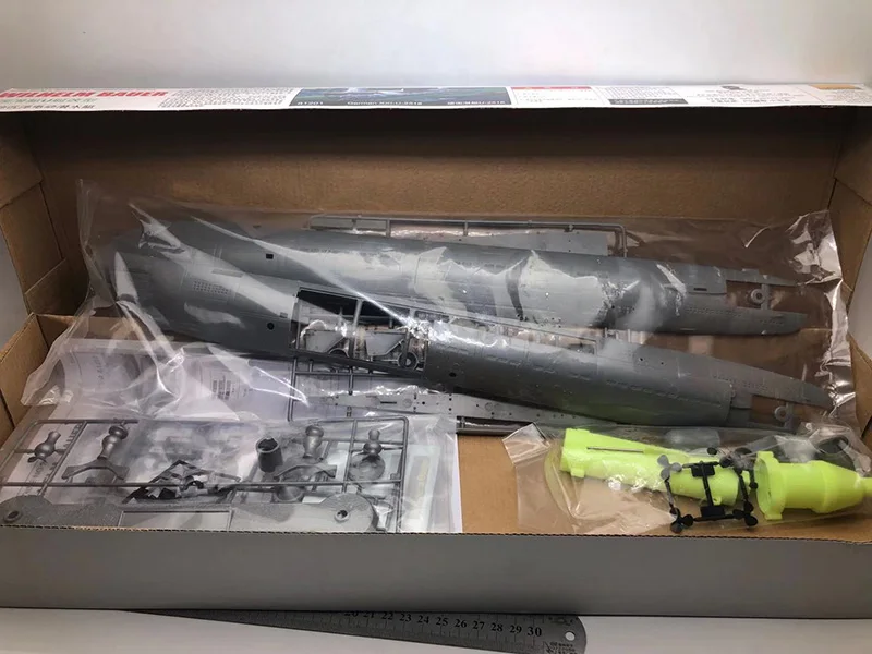 1/144 WWII German U Submarine  - Model Kit Battleship ulasan dan harga